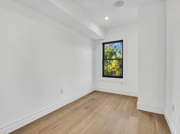 408 Monroe Street image 25 of 31