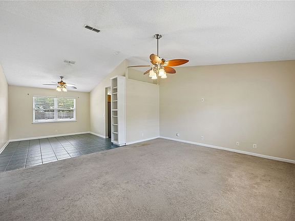 5th image of 226 Greenbriar Rd