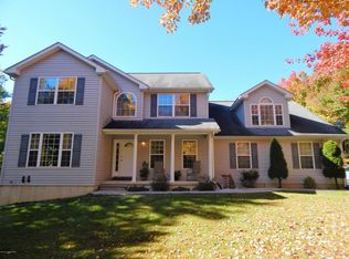 2527 McCormack Ln, Kunkletown, PA 18058