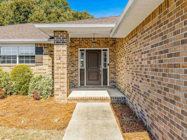 3928 High Bridge Dr, Pace, FL 32571