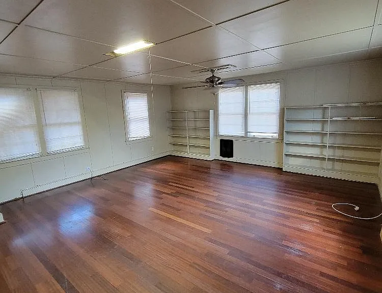 365 Savannah Ave #2 — Photo 5