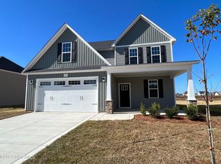 275 Winnsboro Rd, Raeford, NC 28376