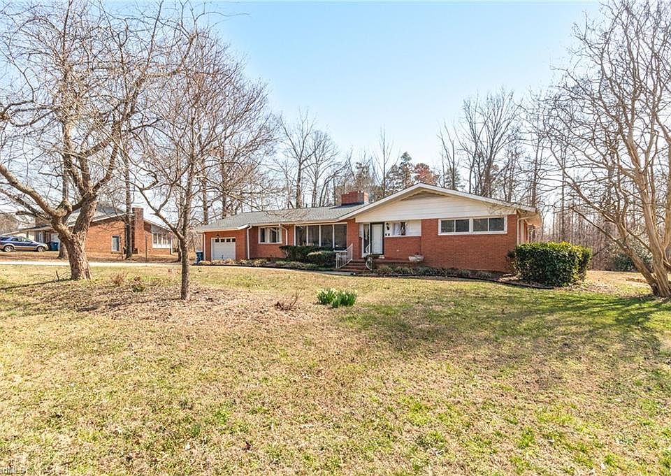 1st image of 4220 Farlow Dr