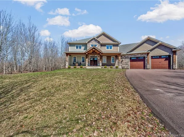 5 Nature Dr, Moncton, NB E1H 0B8