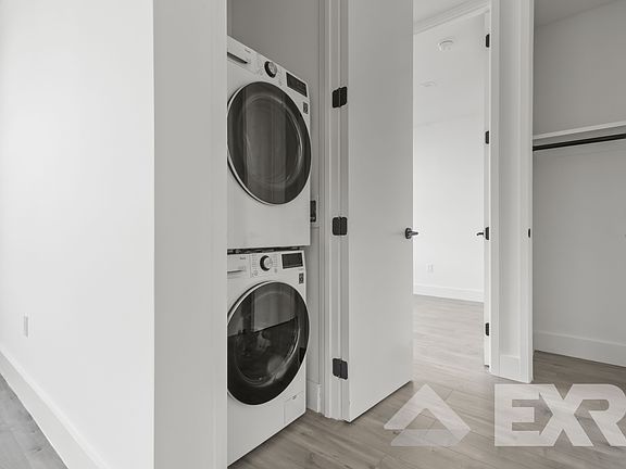 2nd image of 326 Bedford Ave #5E