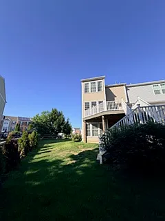 8 Crenshaw Ct — Photo 46