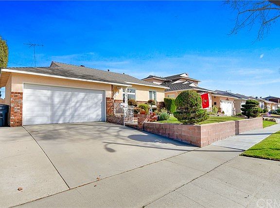 3rd image of 4222 Conquista Ave