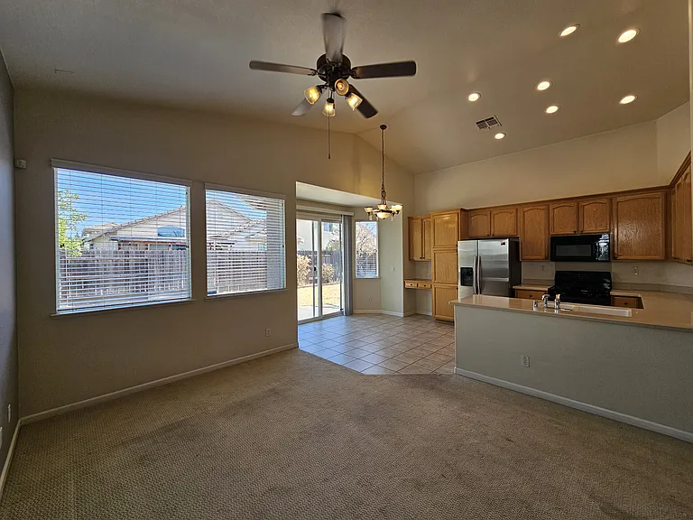 3553 Envero Way — Photo 8