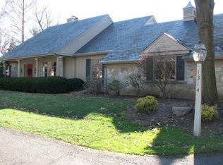 1314 Hillcrest Rd, Lancaster, PA 17603