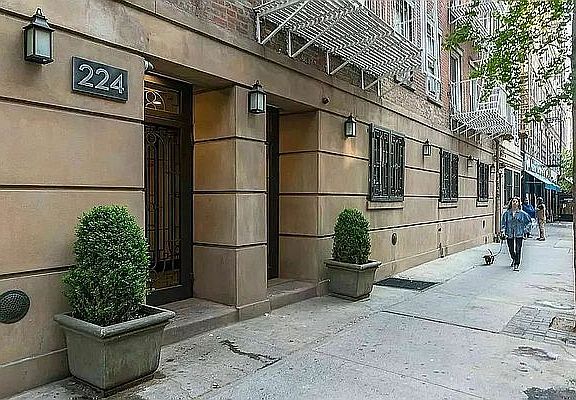 3rd image of 224 Sullivan St APT C33