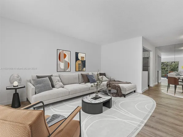 8950 NE 8th Ave APT 311, Miami, FL 33138