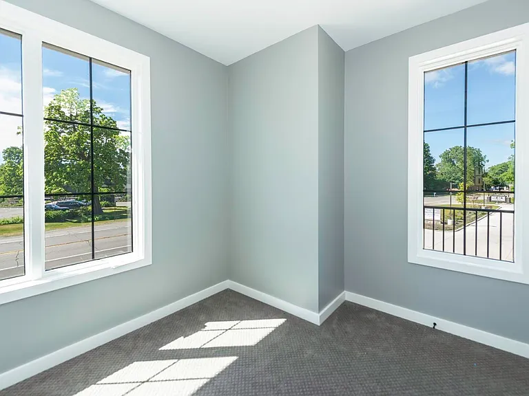 5395 Plymouth Rd — Photo 28