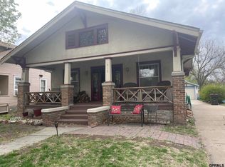 915 N 10th St, Beatrice, NE 68310