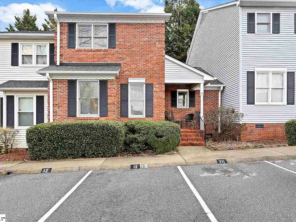 1st image of 2808 E North St Unit 11