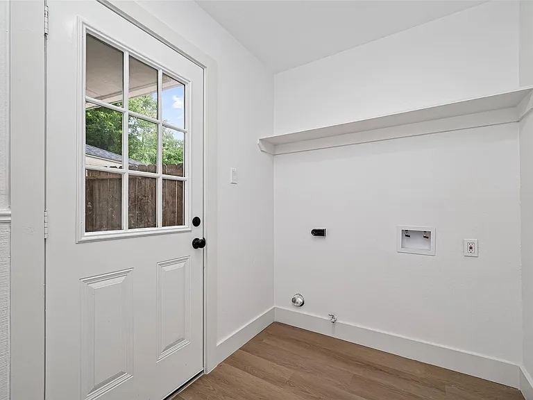 1834 Shadow Rock Dr — Photo 21