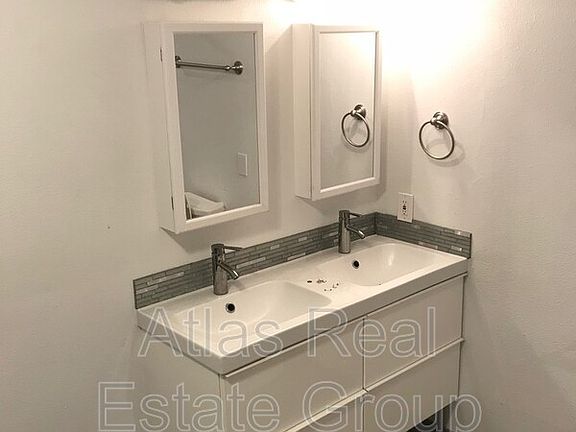 2nd image of 137 W Broadmoor Dr Unit 1