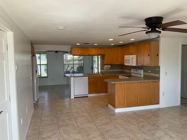 1220 Lemon Bay Dr, Venice, FL 34293