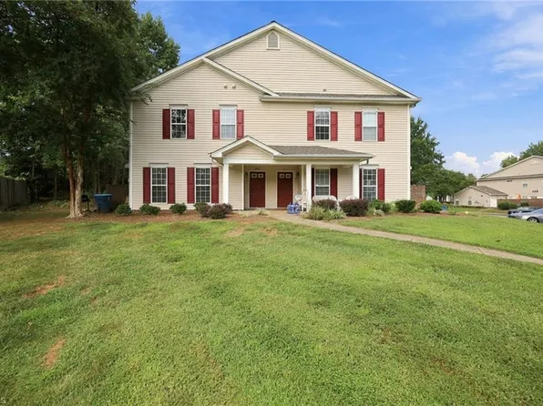127 Pinewood Ln Unit 103, Bermuda Run, NC 27006