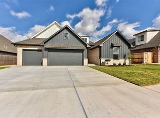 11605 SW 56th St, Mustang, OK 73064