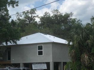 247 NE 4th St, Crystal River, FL 34429