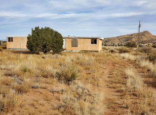 50 Padilla Rd, Laguna, NM 87026
