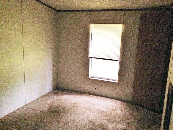 3rd image of 6331 Arrowood Dr