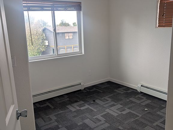 5th image of 1151 S Jackson St #5