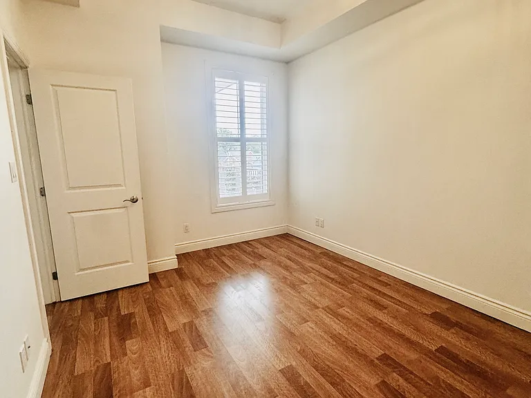 172 Main St #305 — Photo 11