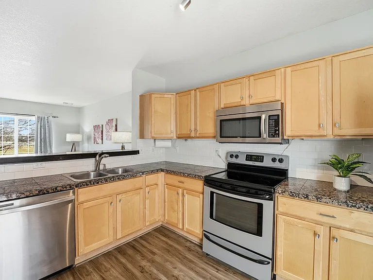 6112 Scottsbluff Dr — Photo 11