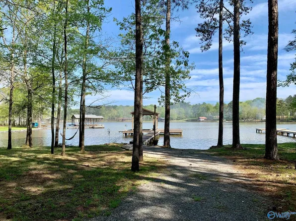 674 County Road 671, Cedar Bluff, AL 35959