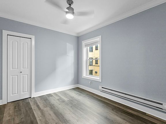 5th image of 3823 N Greenview Ave APT 1W