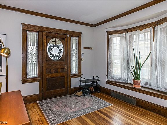 5th image of 1469 Spring Garden Ave