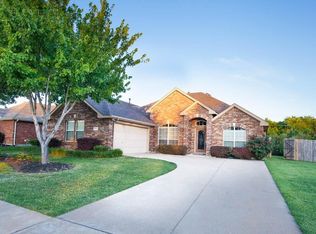 10013 Evergreen Dr, Rowlett, TX 75089