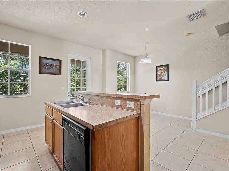 335 E Thatch Palm Cir #104 — Photo 13