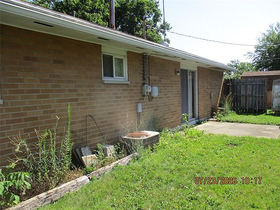 5th image of 1022 Mayfield Dr