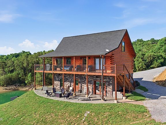 2nd image of 375 Perry Branch Way