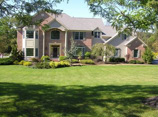 4 Wolfe Run Ct, Long Valley, NJ 07853