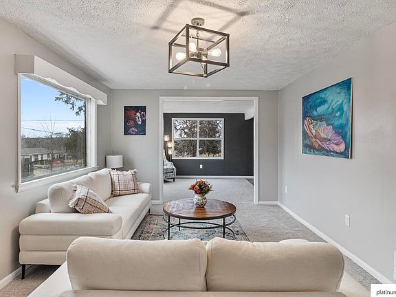 2nd image of 9635 Maple St