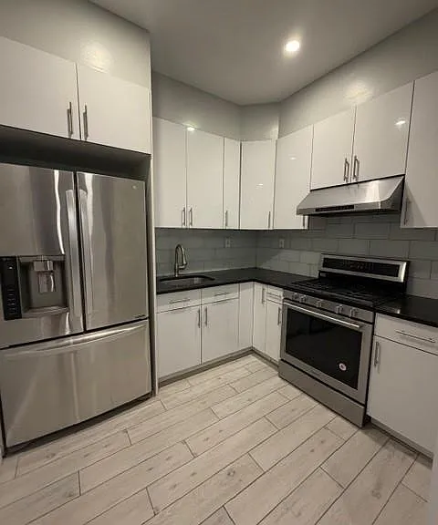 110-42 15th Ave #2 — Photo 7