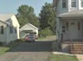 309 W Evesham Ave, Magnolia, NJ 08049