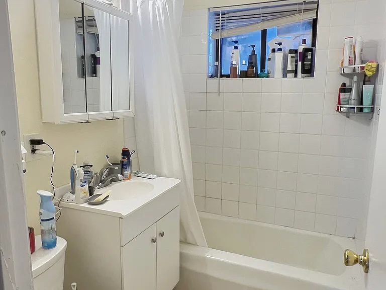 1039 Commonwealth Ave #18 — Photo 6