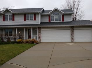 14430 Bryn Mawr Dr, Urbandale, IA 50323