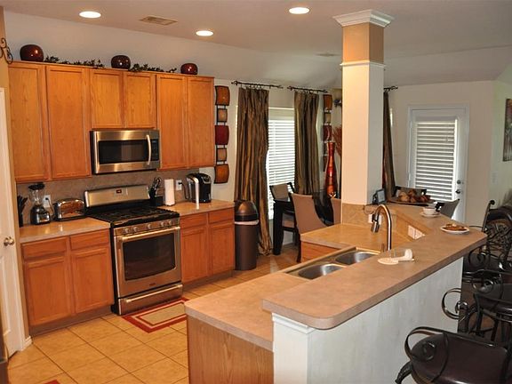 5th image of 2926 Darby Brook Dr