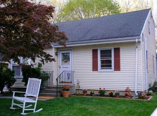 17 Oenoke Pl #17, Stamford, CT 06907