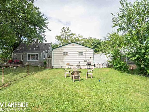 3rd image of 20618 Avalon St