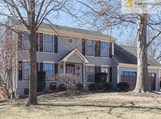 8022 Hall St, Lenexa, KS 66219