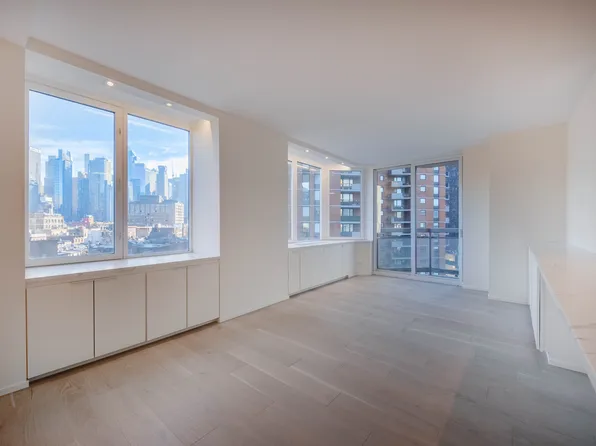 500 West 43rd Street 10E image 1 of 13