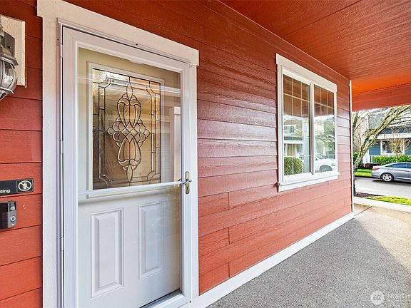 2nd image of 7640 Kodiak Avenue NE