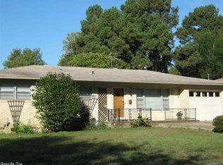 2104 7th St, Hot Springs, AR 71913