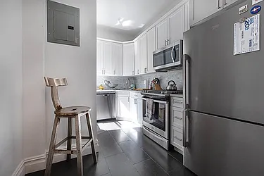 Rented by Rita S Citrin, LREB